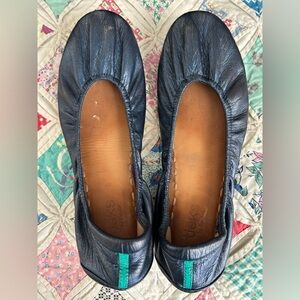Tieks Midnight Blue leather ballet flats size 8